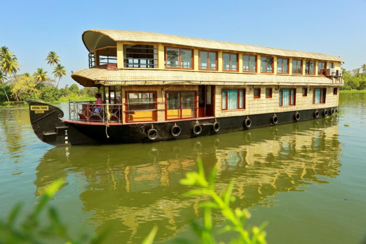 Cosy Premium Houseboats Hotel Alappuzha Bagian luar foto